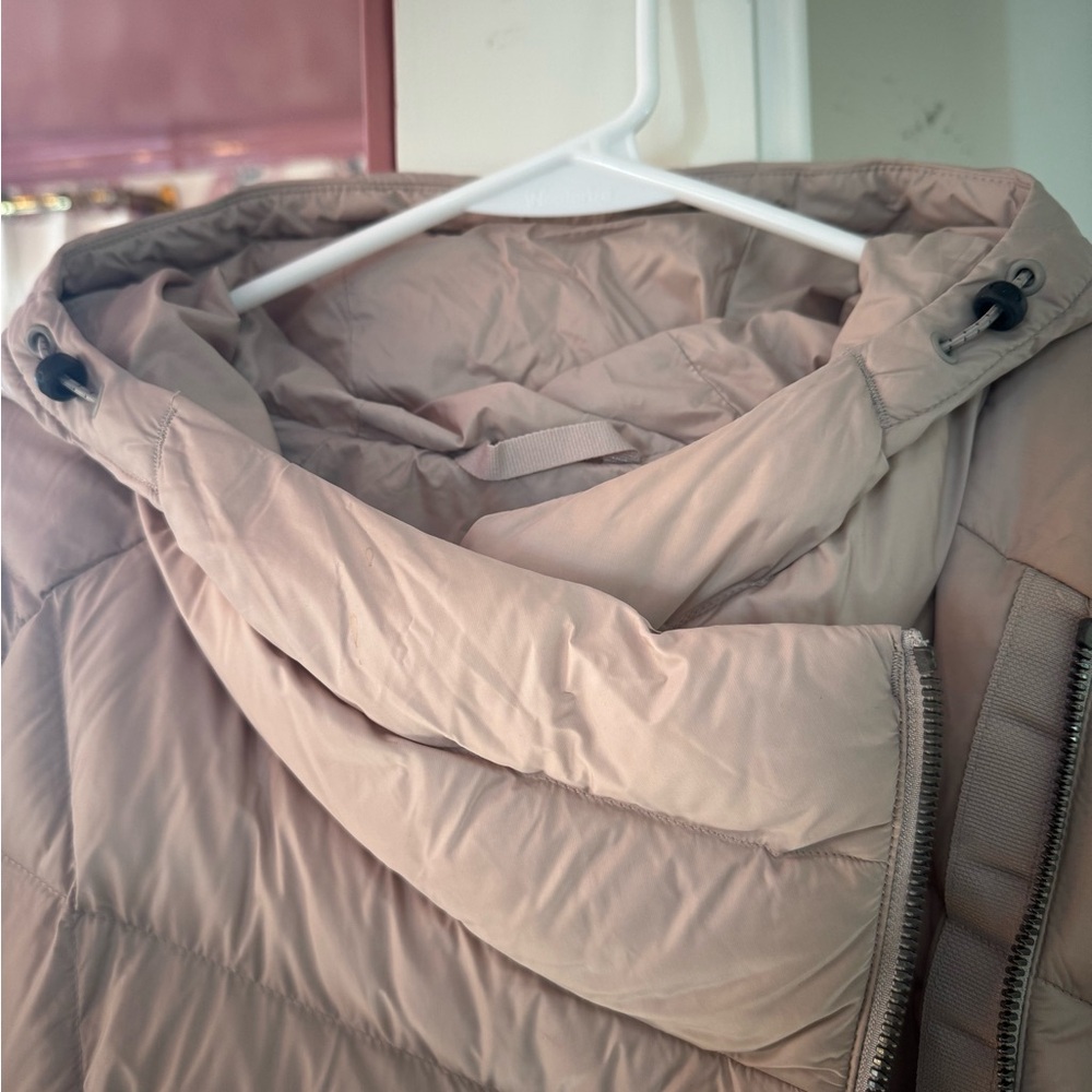 L.L. Bean Boundless Down Puffer Jacket II Women's Regular - Picture 4 of 9